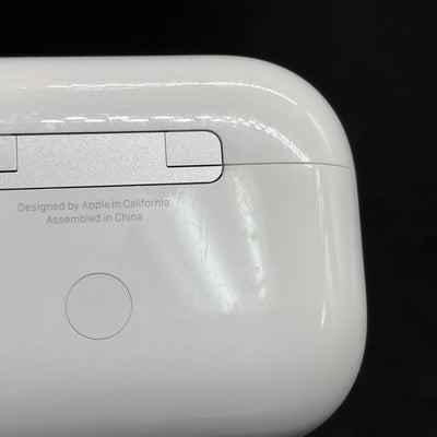 【中古】MagSafe充電ケース(USB-C)付きAirPods Pro(第2世代) MTJV3JA【秋葉原】