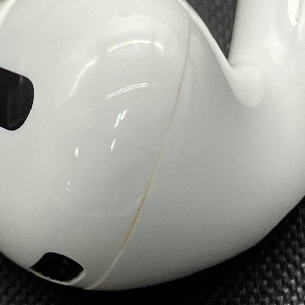 【中古】AirPods Pro (第2世代) MQD83J/A【秋葉原】