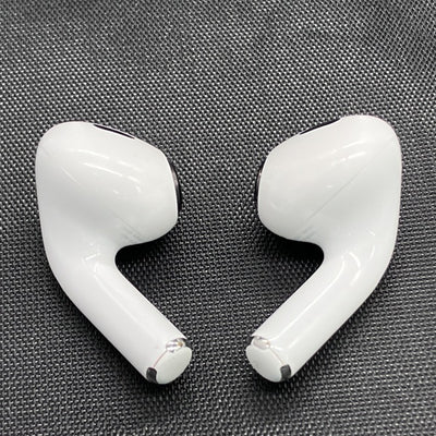 【中古】MagSafe充電ケース(USB-C)付きAirPods Pro(第2世代) MTJV3JA【秋葉原】