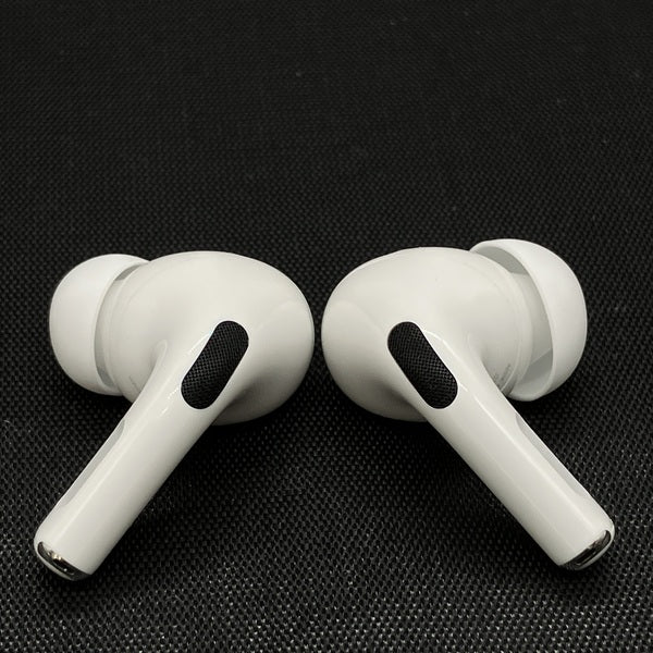 【中古】MagSafe充電ケース(USB-C)付きAirPods Pro(第2世代) MTJV3JA【日本橋】