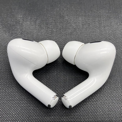 【中古】MagSafe充電ケース(USB-C)付きAirPods Pro(第2世代) MTJV3JA【秋葉原】