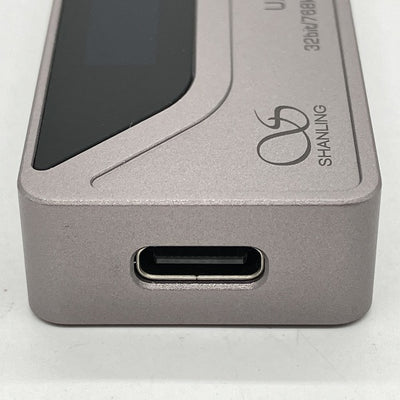 【中古】UA4 チタニウム【日本橋】