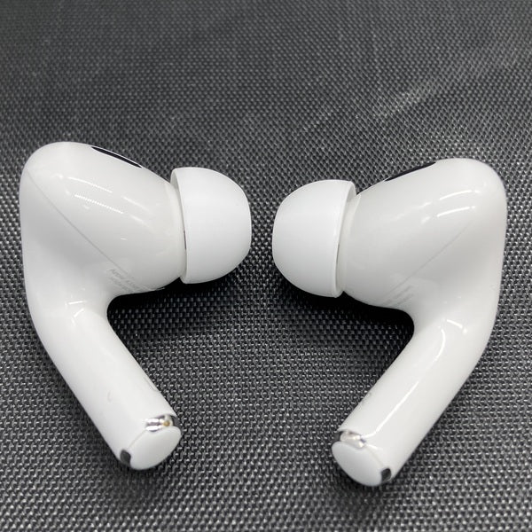 【中古】MagSafe充電ケース(USB-C)付きAirPods Pro(第2世代) MTJV3JA【秋葉原】