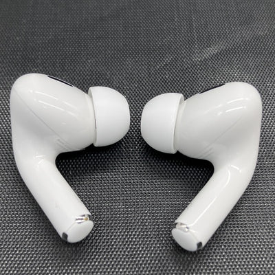 【中古】MagSafe充電ケース(USB-C)付きAirPods Pro(第2世代) MTJV3JA【秋葉原】