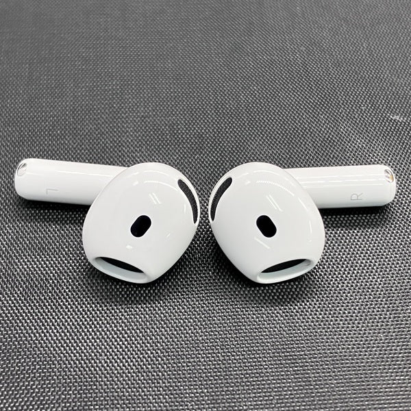 Apple 【中古】AirPods 4 MXP93J/A（アクティブノイズキャンセ