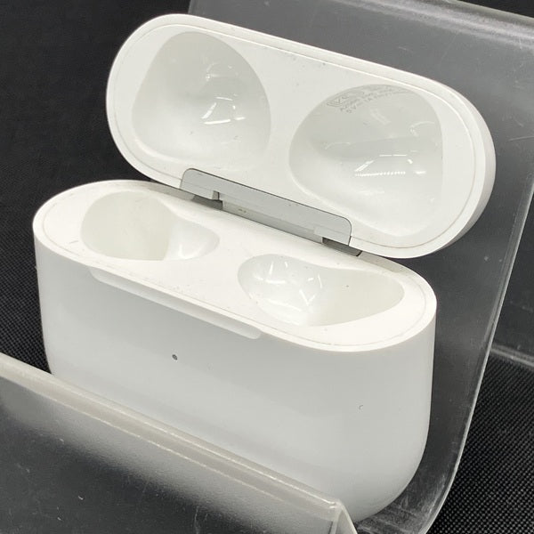 【中古】AirPods 充電ケース (第3世代)【秋葉原】