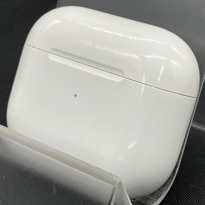 【中古】AirPods 充電ケース (第3世代)【秋葉原】