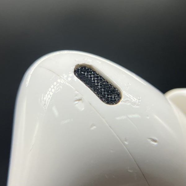【中古】AirPods Pro (第2世代) MQD83J/A【秋葉原】