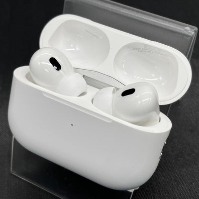 【中古】MagSafe充電ケース(USB-C)付きAirPods Pro(第2世代) MTJV3JA【秋葉原】