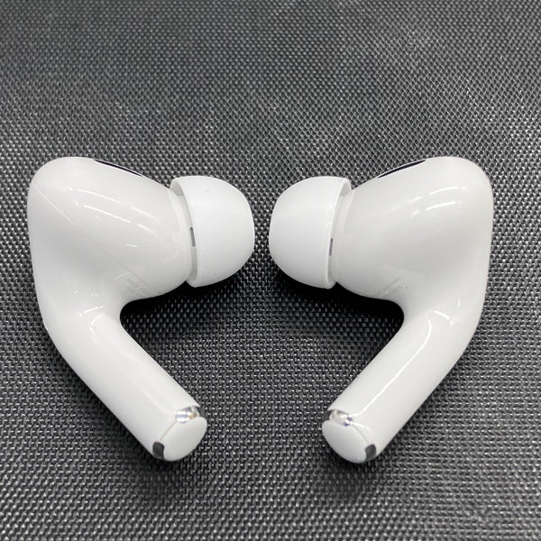 【中古】MagSafe充電ケース(USB-C)付きAirPods Pro(第2世代) MTJV3JA【秋葉原】