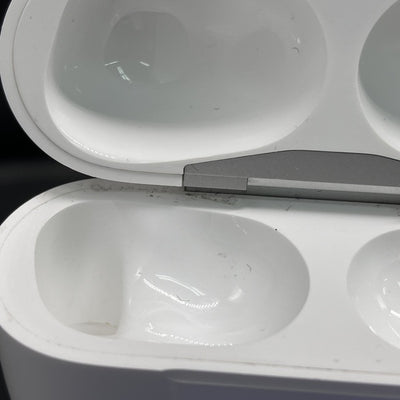 【中古】AirPods Pro (第2世代) MQD83J/A【秋葉原】