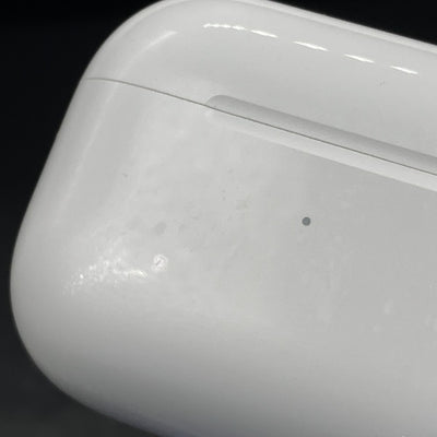 【中古】MagSafe充電ケース(USB-C)付きAirPods Pro(第2世代) MTJV3JA【日本橋】