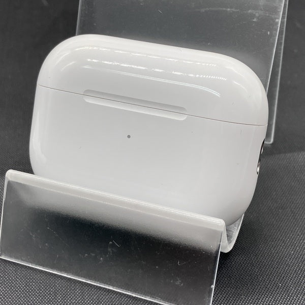 【中古】MagSafe充電ケース(USB-C)付きAirPods Pro(第2世代) MTJV3JA【秋葉原】