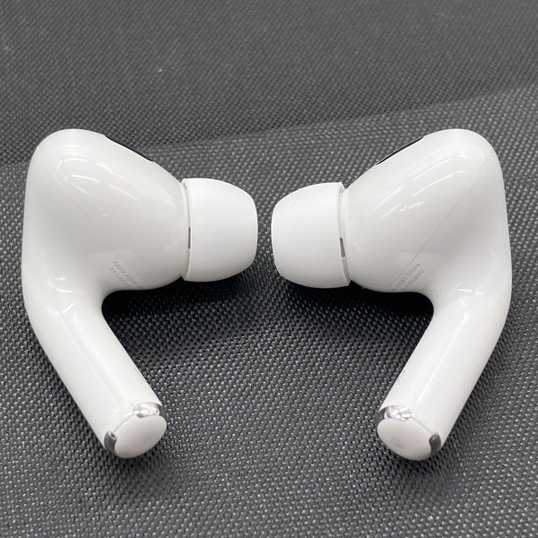 【中古】MagSafe充電ケース(USB-C)付きAirPods Pro(第2世代) MTJV3JA【秋葉原】
