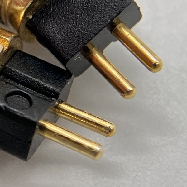 【中古】VESTA-Omega (ベスタ-オメガ)3.5mmステレオミニ/カスタムIEM2pin 【NLV-VST-OMG】【日本橋】