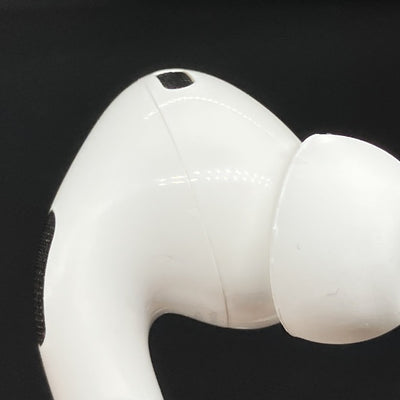 【中古】MagSafe充電ケース(USB-C)付きAirPods Pro(第2世代) MTJV3JA【日本橋】