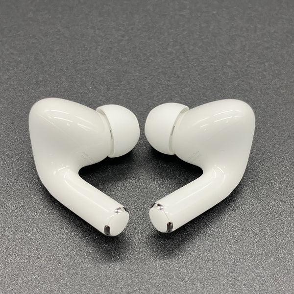 【中古】MagSafe充電ケース(USB-C)付きAirPods Pro(第2世代) MTJV3JA【秋葉原】