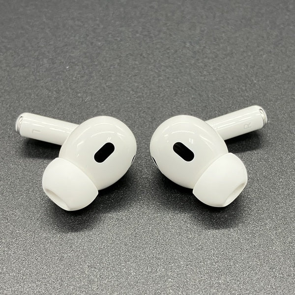 【中古】MagSafe充電ケース(USB-C)付きAirPods Pro(第2世代) MTJV3JA【秋葉原】
