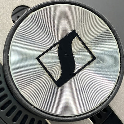 【中古】MOMENTUM Wireless ノイズキャンセルヘッドホン【M3AEBTXL Black】(イヤーパッド欠品)【秋葉原】