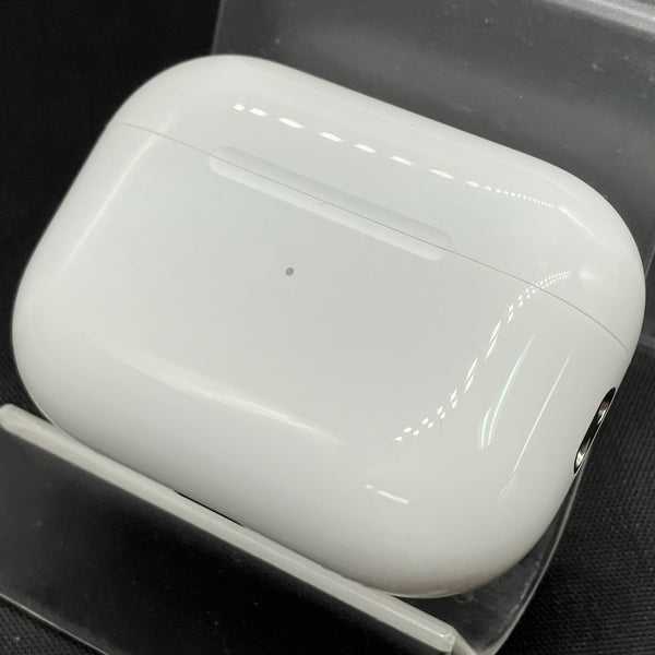 【中古】AirPods Pro (第2世代) MQD83J/A【秋葉原】