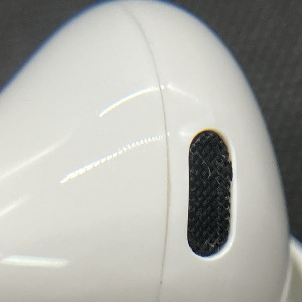 【中古】AirPods Pro (第2世代) MQD83J/A【秋葉原】