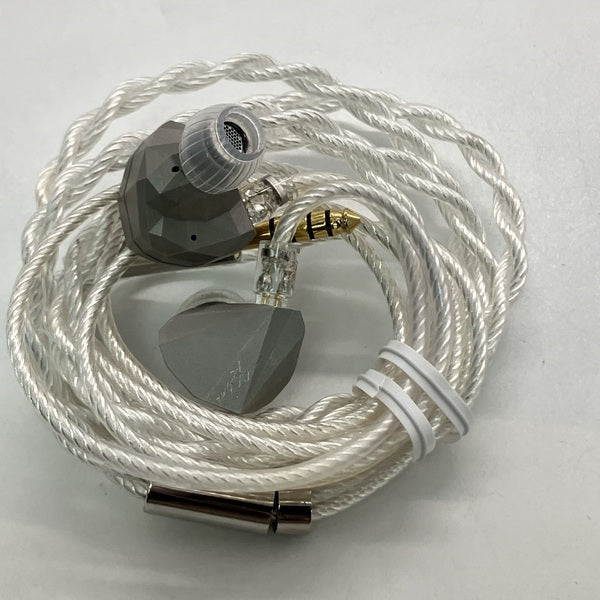 【中古】Kadenz【秋葉原】