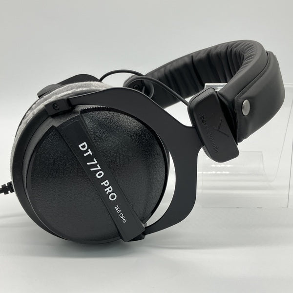 【中古】DT 770 PRO (250 Ohm)【秋葉原】