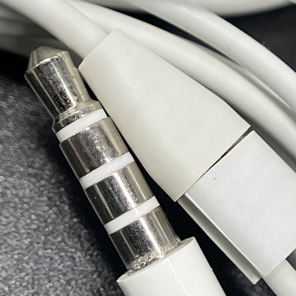 【中古】Apple EarPods with Remote and Mic【秋葉原】
