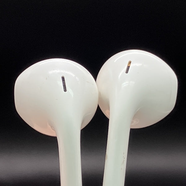【中古】EarPods with Lightning Connector【日本橋】