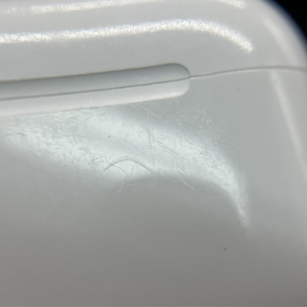 【中古】AirPods 4 MXP63J/A【日本橋】