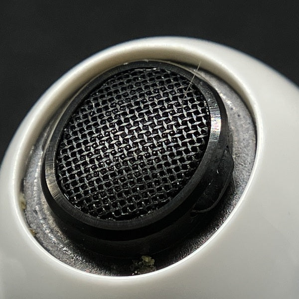 【中古】AirPods Pro (第2世代) MQD83J/A【秋葉原】
