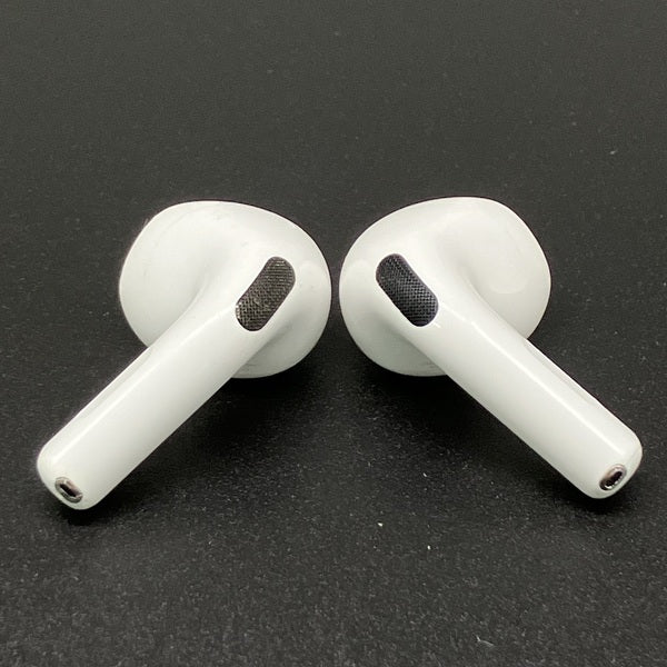 【中古】AirPods 4 MXP63J/A【秋葉原】