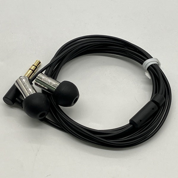 【中古】E3000 【FI-E3DSS】【秋葉原】
