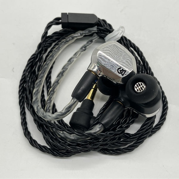 【中古】Saber 【CAM-5645】【秋葉原】