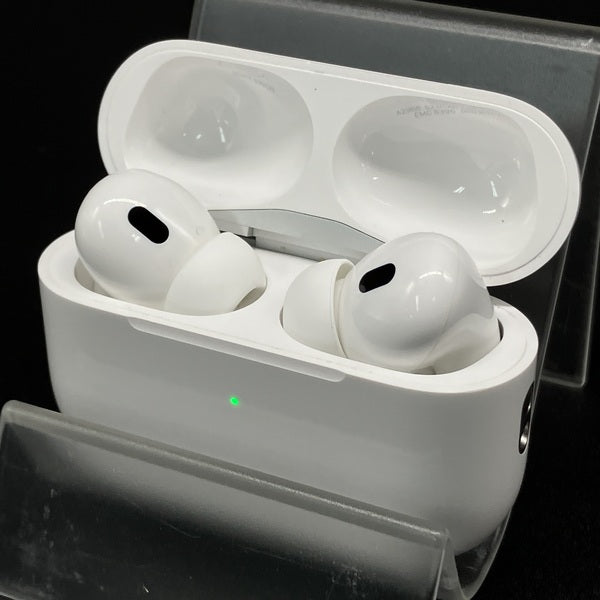【中古】MagSafe充電ケース(USB-C)付きAirPods Pro(第2世代) MTJV3JA【秋葉原】