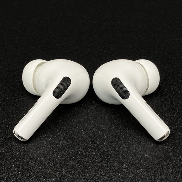【中古】MagSafe充電ケース(USB-C)付きAirPods Pro(第2世代) MTJV3JA【秋葉原】