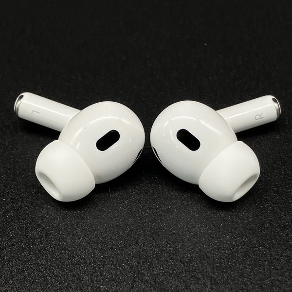 【中古】MagSafe充電ケース(USB-C)付きAirPods Pro(第2世代) MTJV3JA【秋葉原】