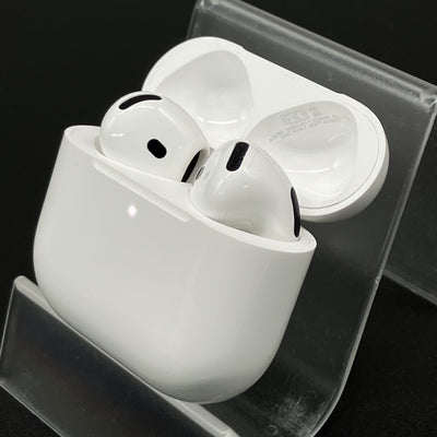 【中古】AirPods 4 MXP93J/A（アクティブノイズキャンセリング搭載）【秋葉原】