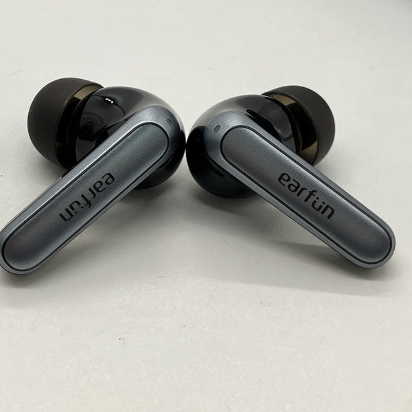 【中古】EarFun Air 2 ブラック【秋葉原】