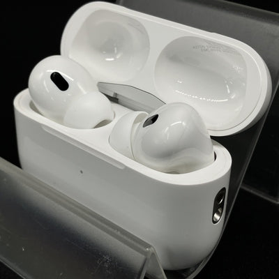 【中古】AirPods Pro (第2世代) MQD83J/A【秋葉原】