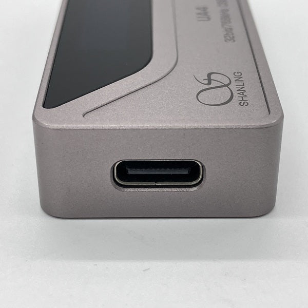【中古】UA4 チタニウム【秋葉原】