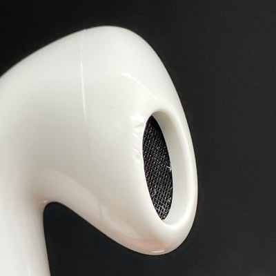 【中古】AirPods 4 MXP93J/A（アクティブノイズキャンセリング搭載）【日本橋】