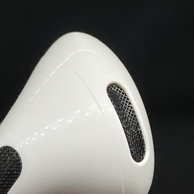 【中古】AirPods 4 MXP93J/A（アクティブノイズキャンセリング搭載）【日本橋】