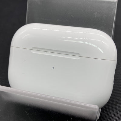 【中古】MagSafe充電ケース(USB-C)付きAirPods Pro(第2世代) MTJV3JA(海外モデル)【秋葉原】
