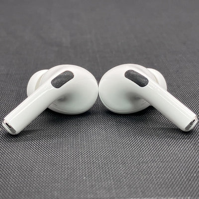【中古】MagSafe充電ケース(USB-C)付きAirPods Pro(第2世代) MTJV3JA(海外モデル)【秋葉原】