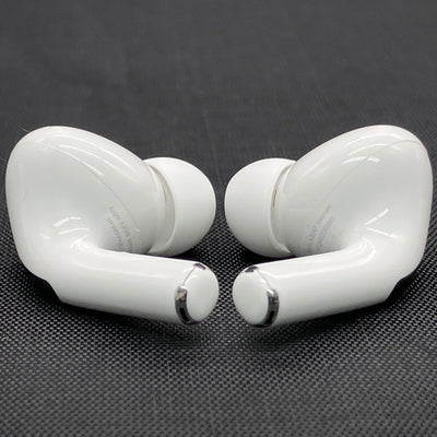 【中古】MagSafe充電ケース(USB-C)付きAirPods Pro(第2世代) MTJV3JA(海外モデル)【秋葉原】