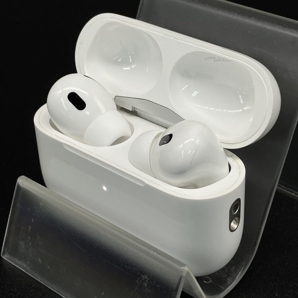 【中古】MagSafe充電ケース(USB-C)付きAirPods Pro(第2世代) MTJV3JA【秋葉原】