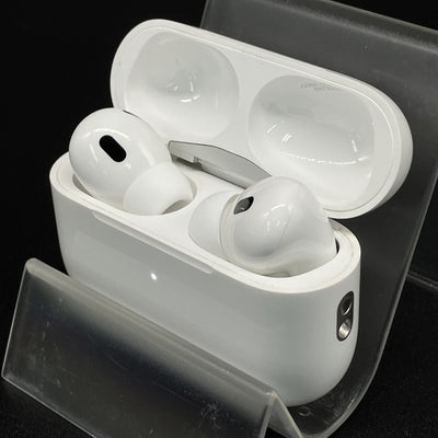 【中古】MagSafe充電ケース(USB-C)付きAirPods Pro(第2世代) MTJV3JA【秋葉原】
