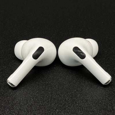 【中古】MagSafe充電ケース(USB-C)付きAirPods Pro(第2世代) MTJV3JA【秋葉原】