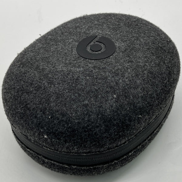 【中古】Beats Solo Pro グレイ 【MRJ82FE/A】【秋葉原】